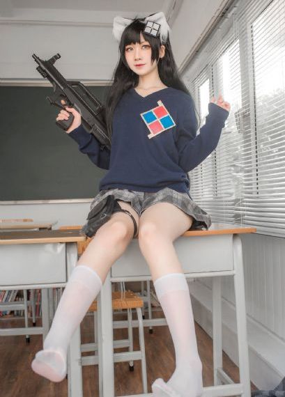 三攻一受4p巨肉寝室_国产剧在线观看高清