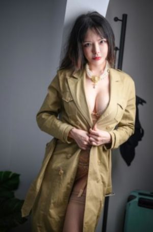大胸媳妇_720HD高清在线观看