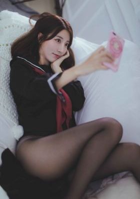 黑帮大佬与我的365_HD在线观看